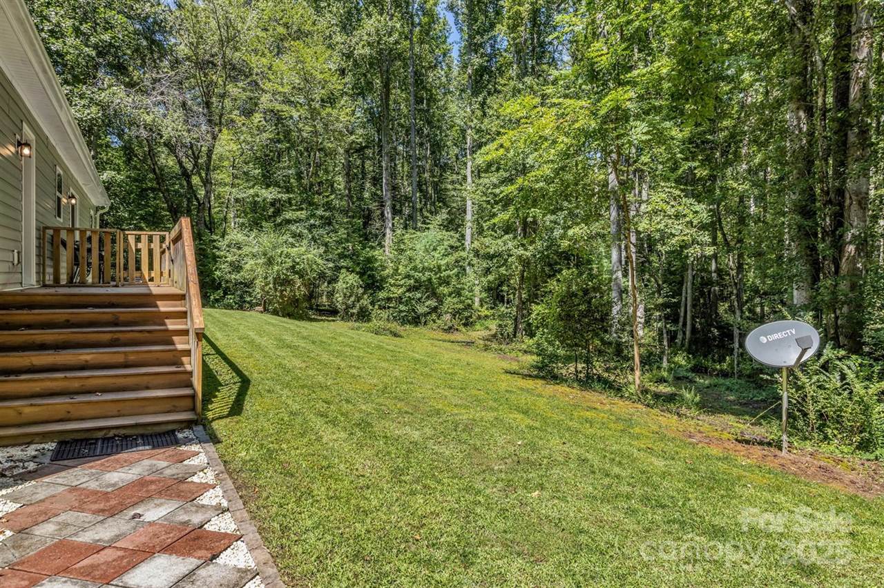 62 Hermit Springs Trail, Hendersonville, NC 28739