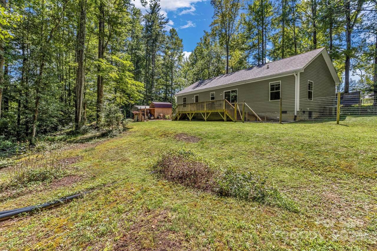 62 Hermit Springs Trail, Hendersonville, NC 28739