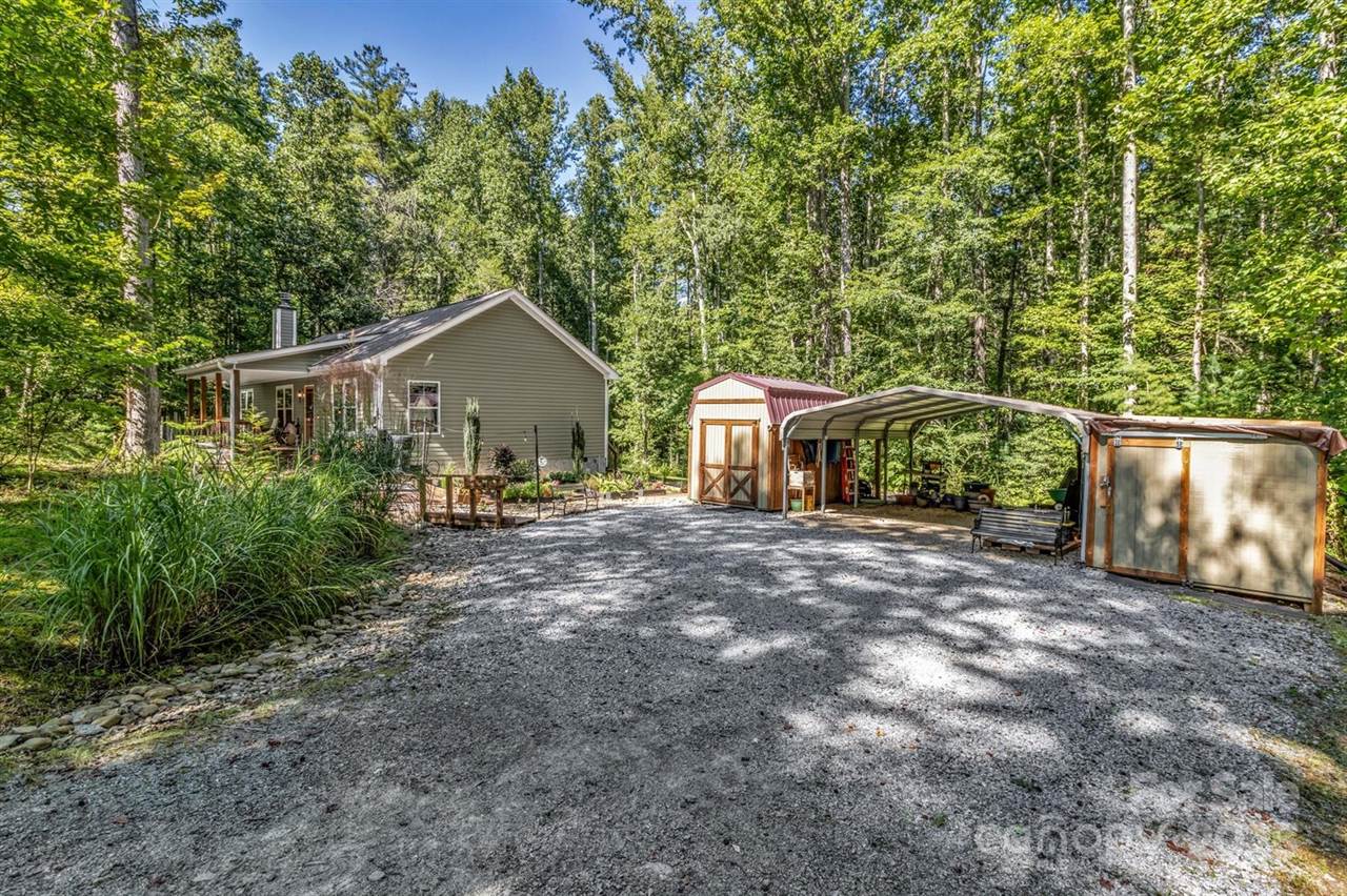 62 Hermit Springs Trail, Hendersonville, NC 28739