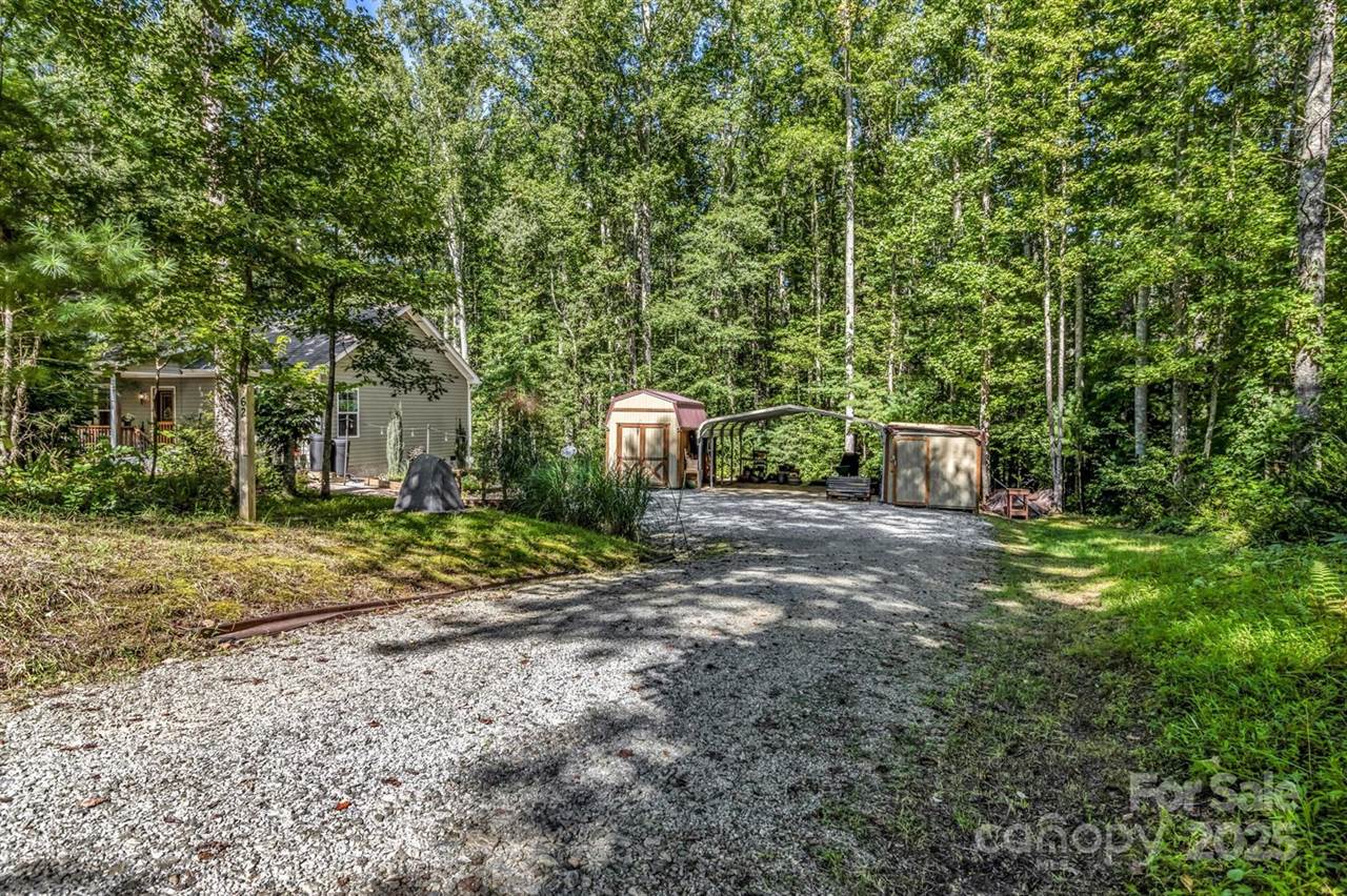 62 Hermit Springs Trail, Hendersonville, NC 28739