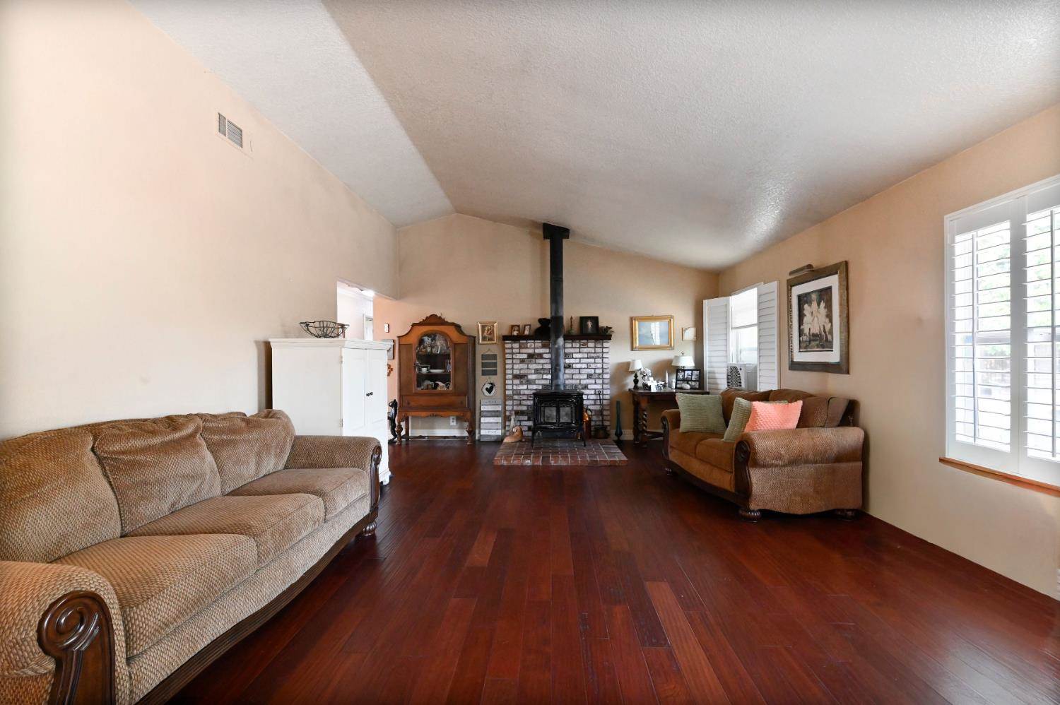 2451 Canoe Street, Copperopolis, CA 95228