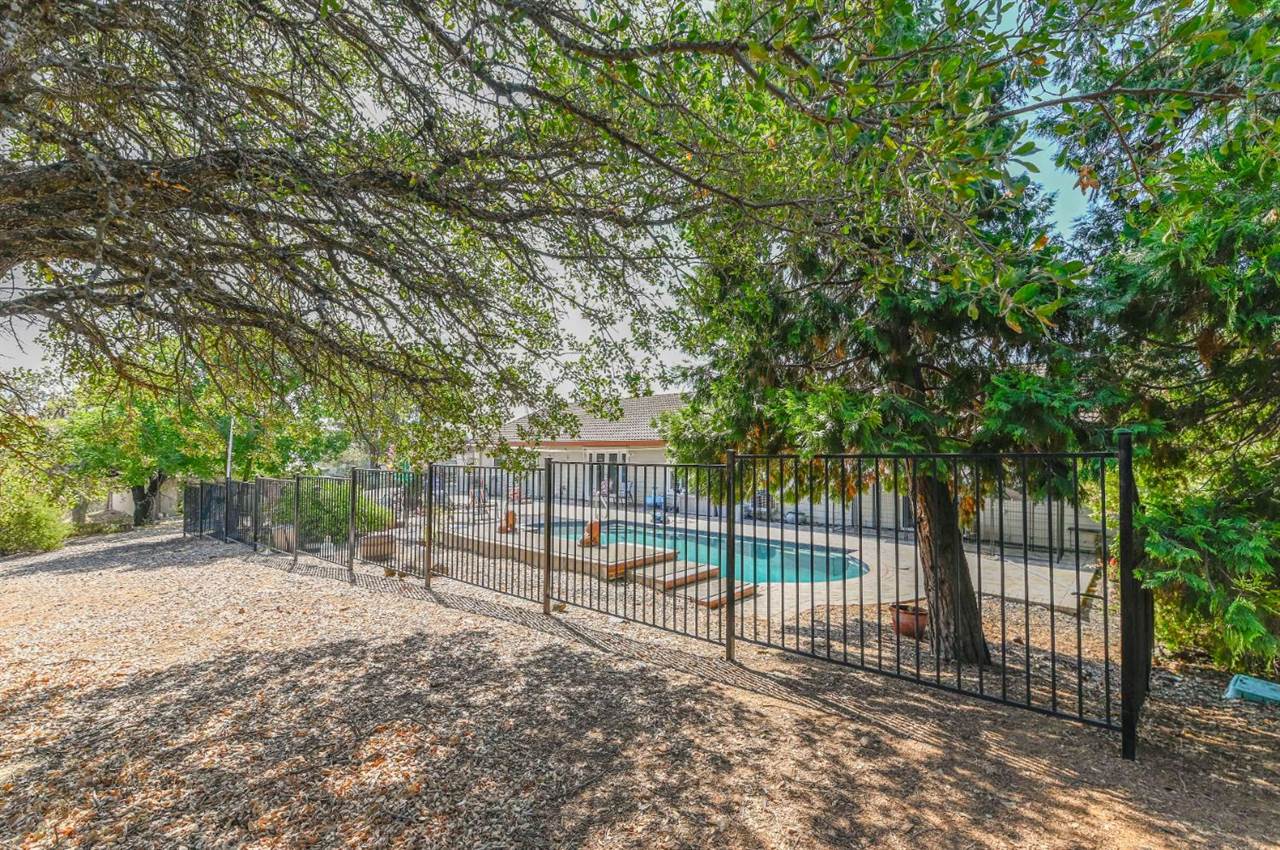 2451 Canoe Street, Copperopolis, CA 95228