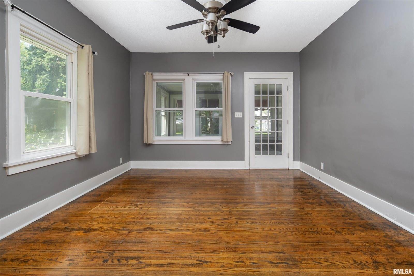 2433 Davenport Avenue, Davenport, IA 52803