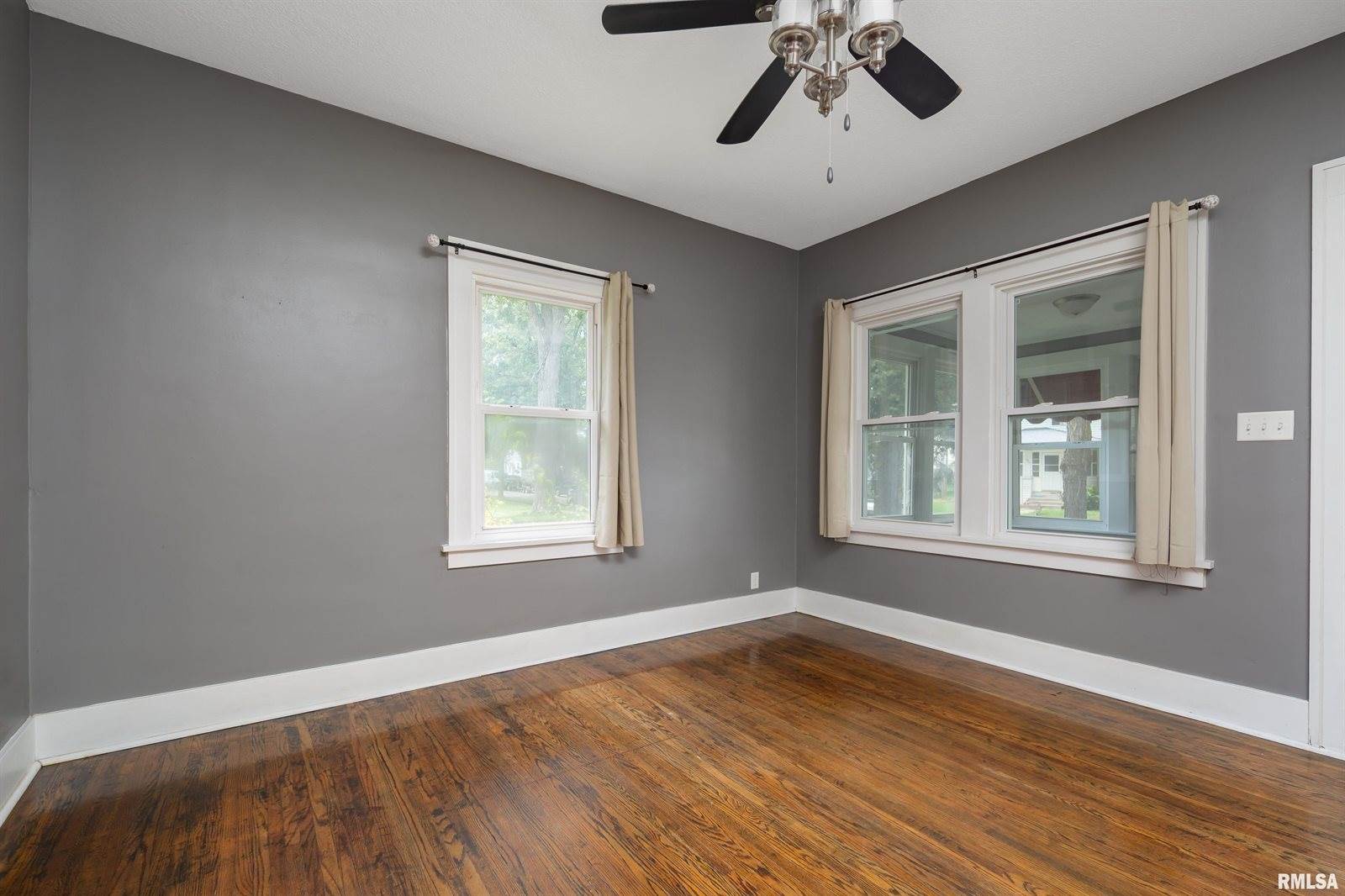 2433 Davenport Avenue, Davenport, IA 52803