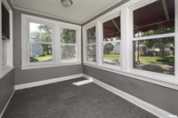 2433 Davenport Avenue, Davenport, IA 52803