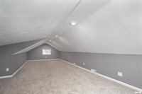 2433 Davenport Avenue, Davenport, IA 52803