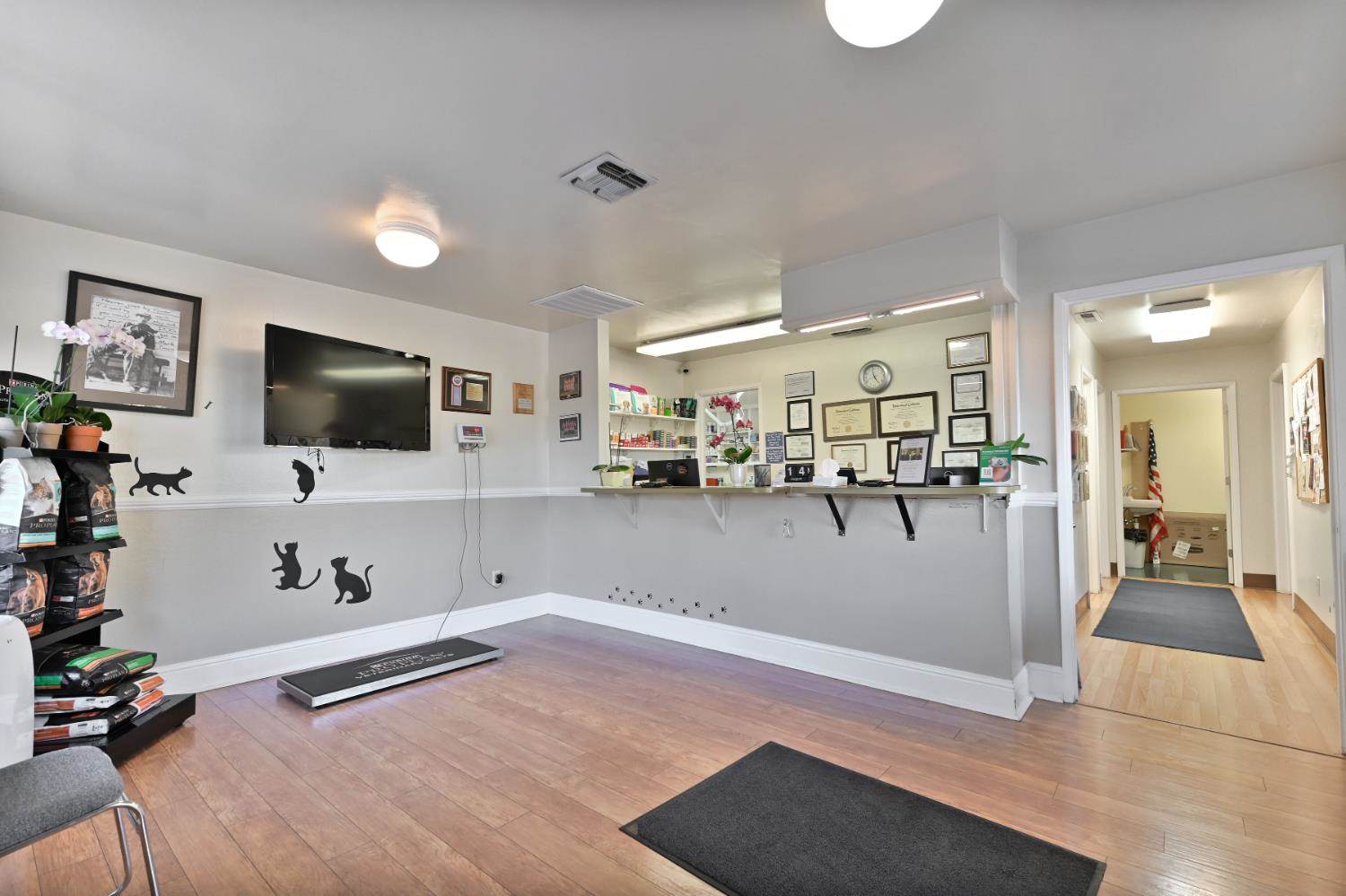 382 West Highway 4, Murphys, CA 95247