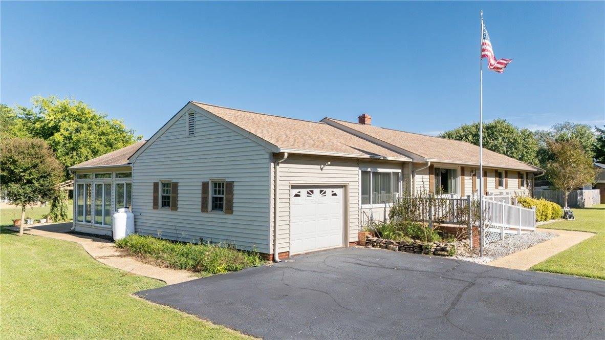 1975 Marshall Lane, Hayes, VA 23072