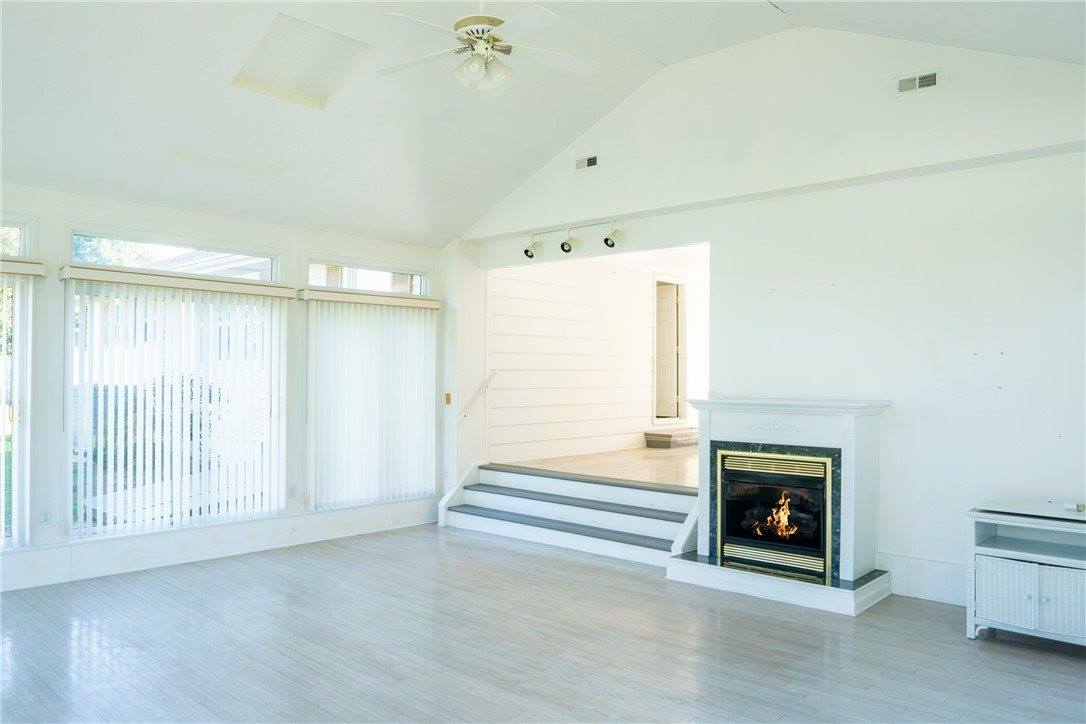 1975 Marshall Lane, Hayes, VA 23072