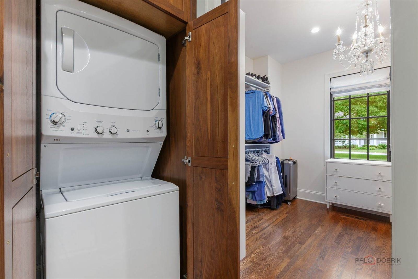 1825 West North Pond Lane, Lake Forest, IL 60045