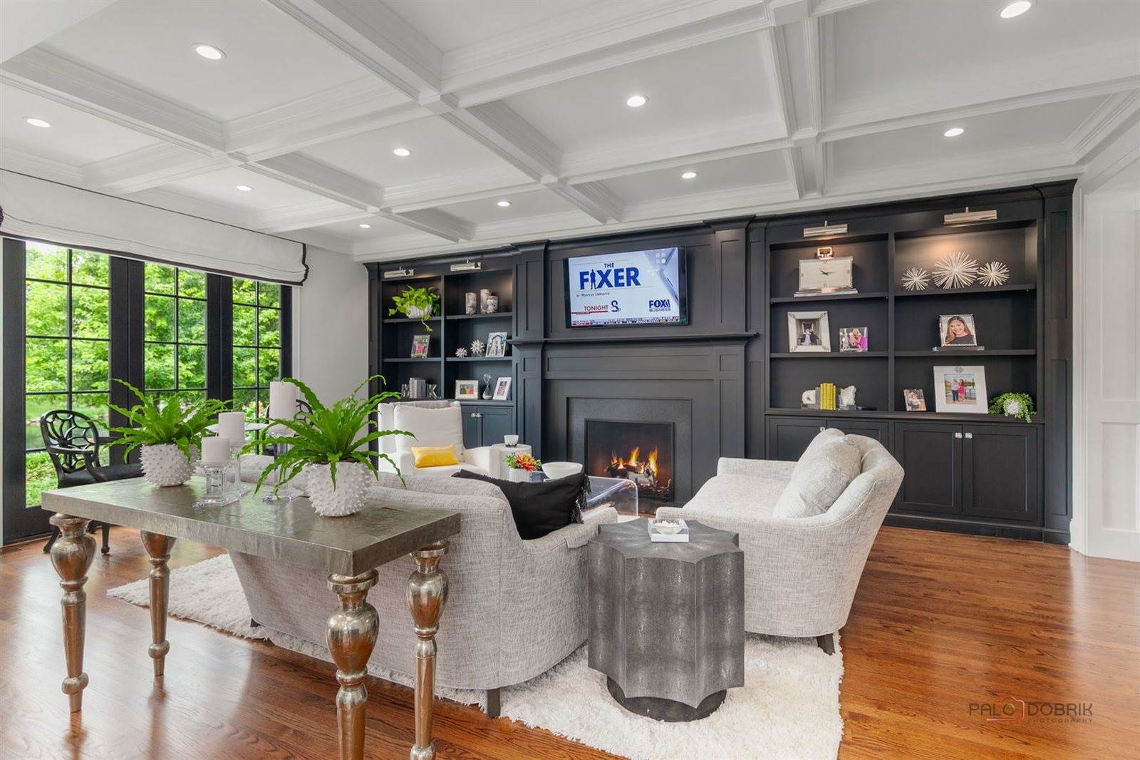 1825 West North Pond Lane, Lake Forest, IL 60045