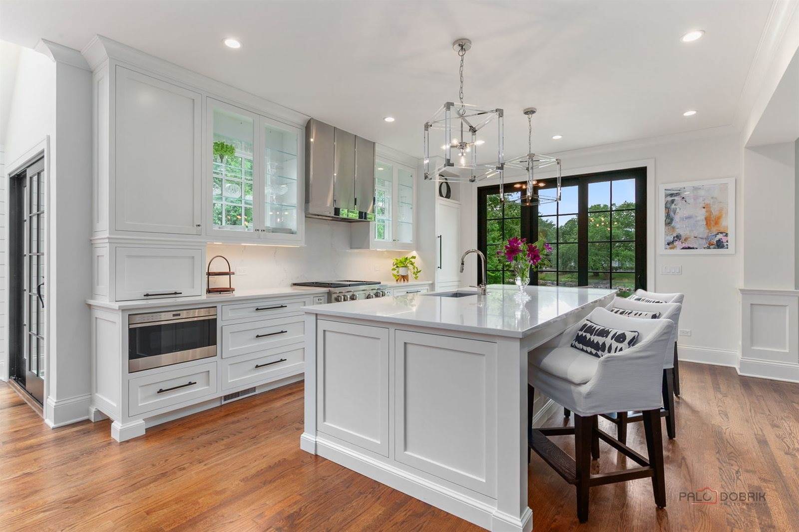 1825 West North Pond Lane, Lake Forest, IL 60045