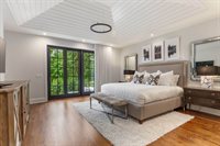 1825 West North Pond Lane, Lake Forest, IL 60045