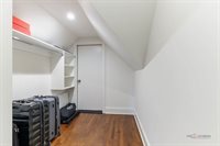 1825 West North Pond Lane, Lake Forest, IL 60045