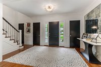 1825 West North Pond Lane, Lake Forest, IL 60045