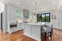 1825 West North Pond Lane, Lake Forest, IL 60045