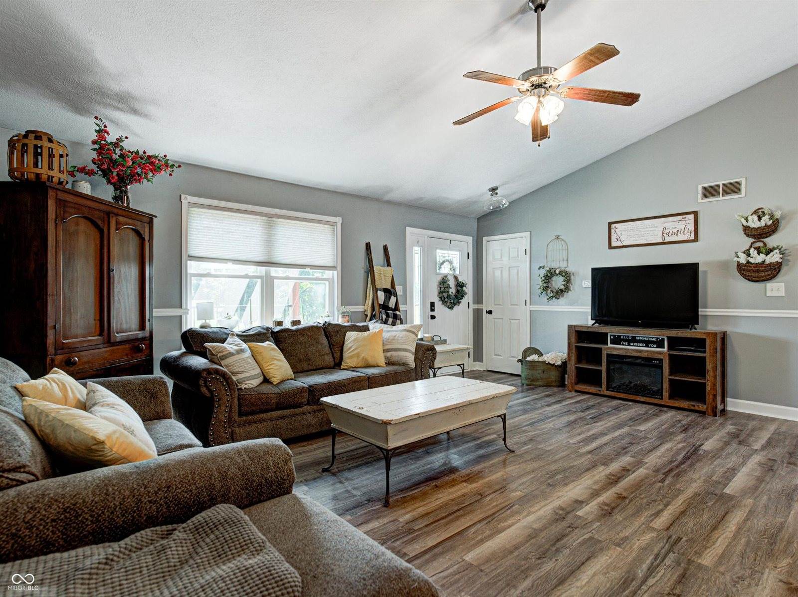 661 West County Road 1000 South, Cloverdale, IN 46120