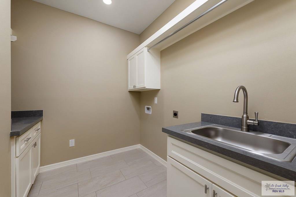 3709 Paseo Cafetos St, Brownsville, TX 78526