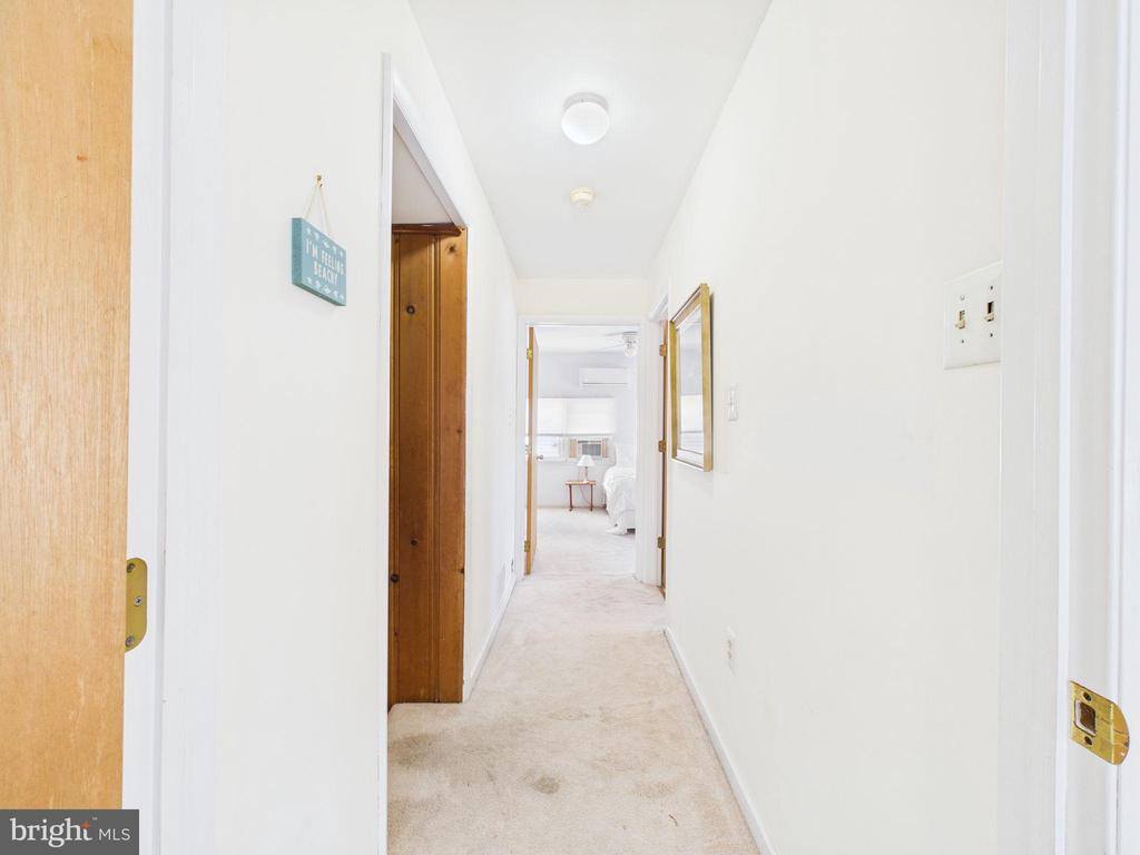 333 North 5TH Street, Surf City, NJ 08008