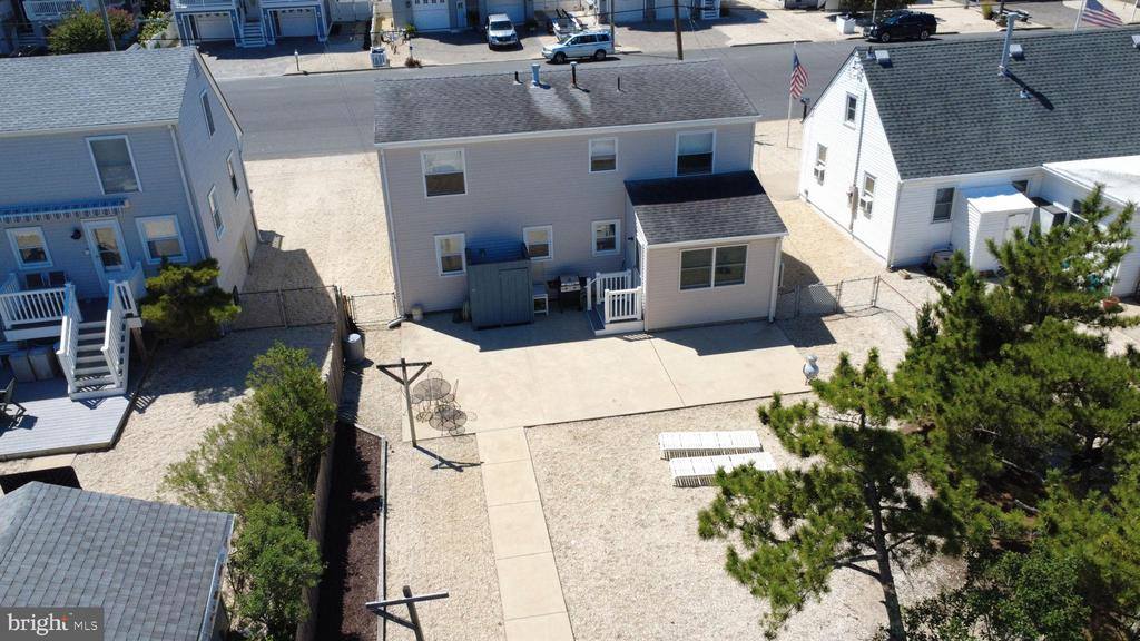 333 North 5TH Street, Surf City, NJ 08008