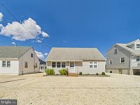 333 North 5TH Street, Surf City, NJ 08008