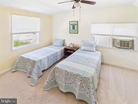 333 North 5TH Street, Surf City, NJ 08008