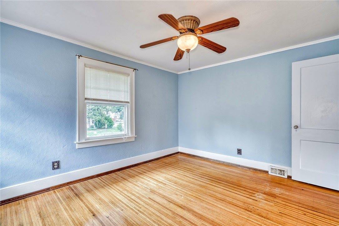 161 Thorndyke Road, Irondequoit, NY 14617