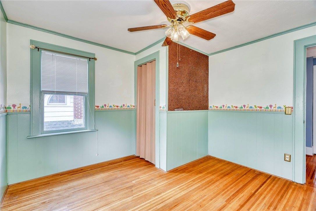 161 Thorndyke Road, Irondequoit, NY 14617