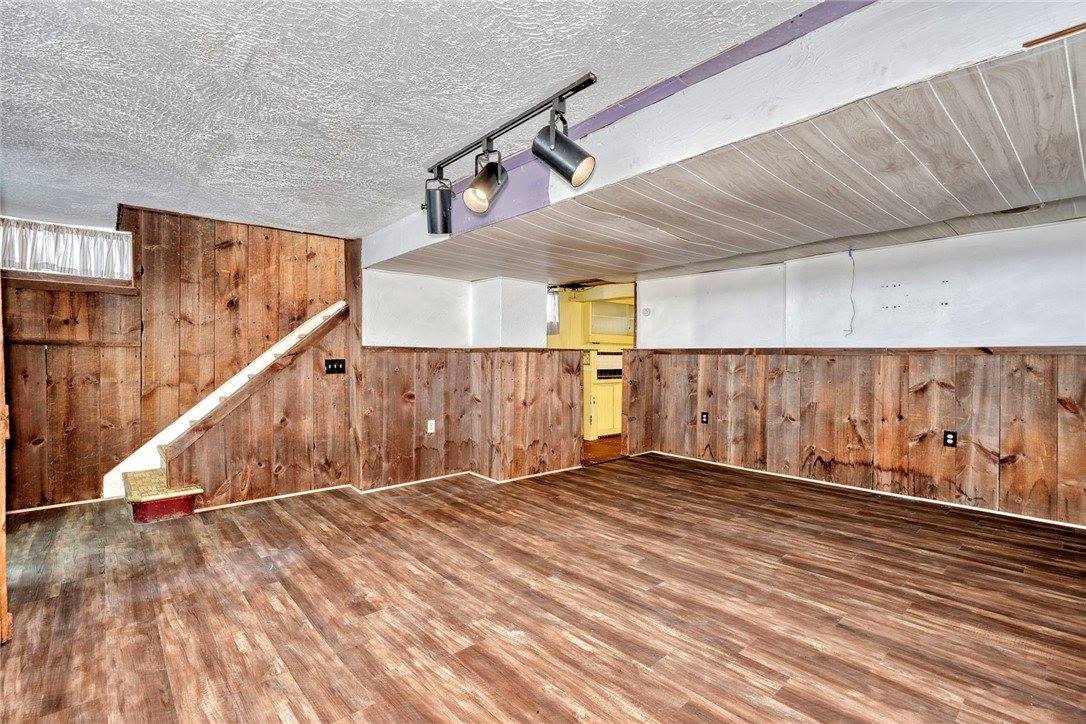 161 Thorndyke Road, Irondequoit, NY 14617