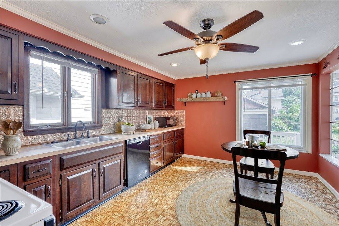 161 Thorndyke Road, Irondequoit, NY 14617