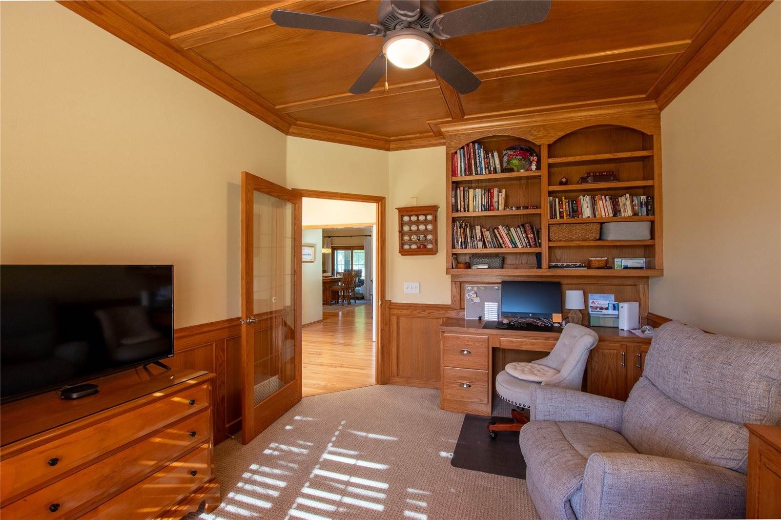 106 58th Court, West Des Moines, IA 50266