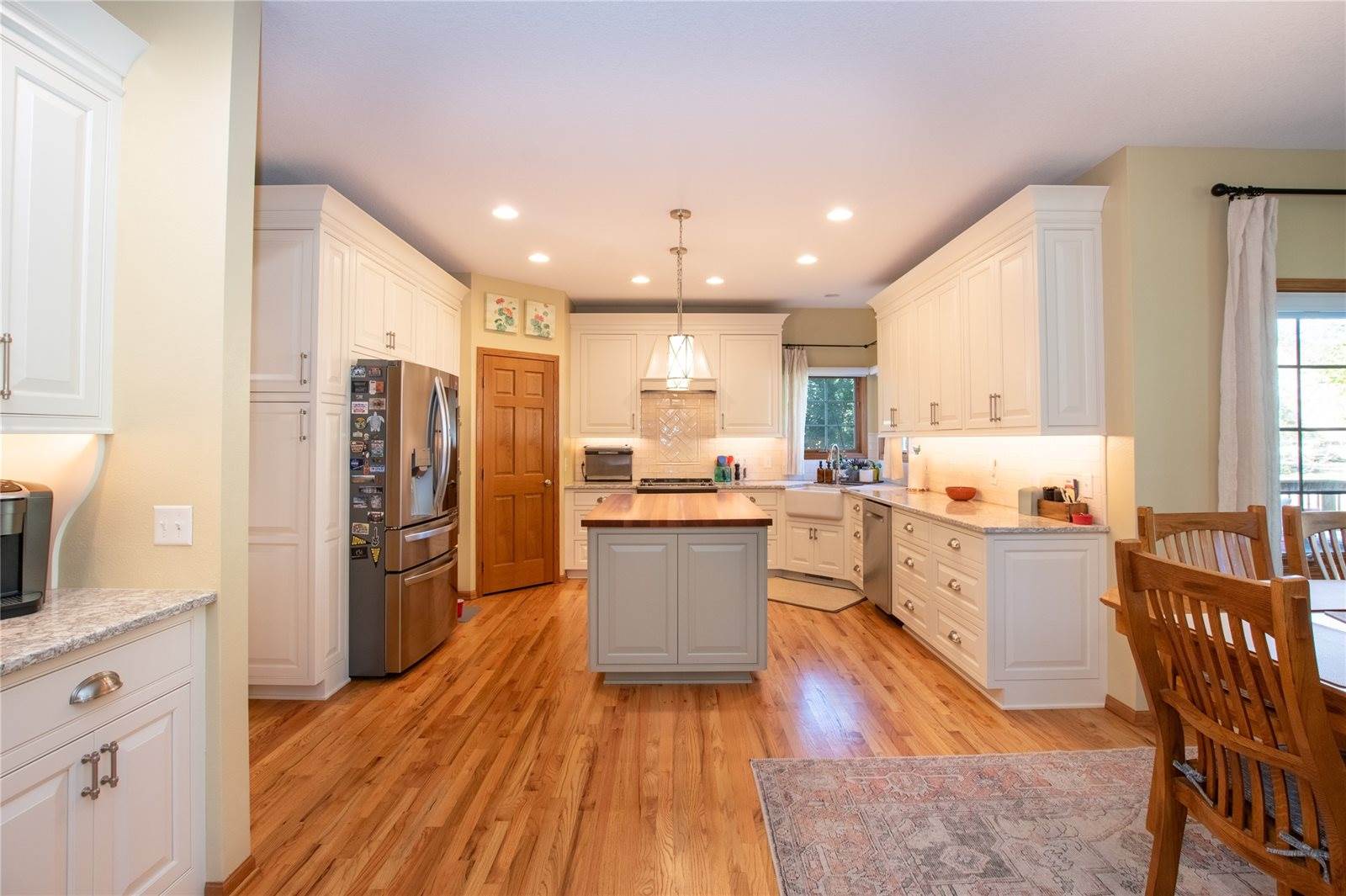 106 58th Court, West Des Moines, IA 50266