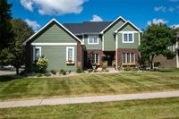 106 58th Court, West Des Moines, IA 50266