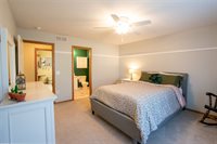 106 58th Court, West Des Moines, IA 50266