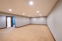 204 Cambridge Drive, West Des Moines, IA 50266