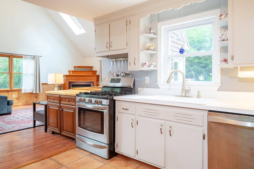 38 Anthony Rd, Franklin, MA 02038