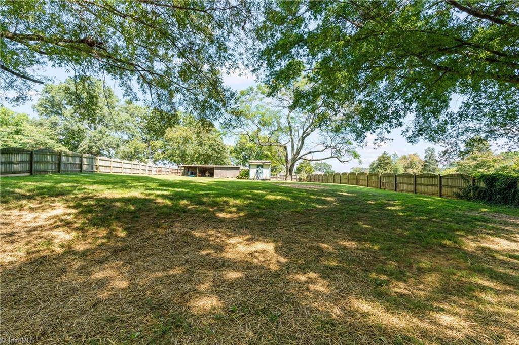 2939 Bellaire Circle, Walkertown, NC 27051