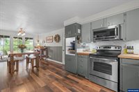 1169 N Evergreen Av, Stayton, OR 97383