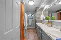 1169 N Evergreen Av, Stayton, OR 97383