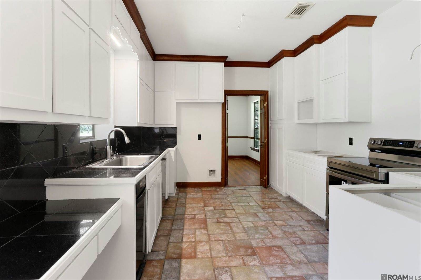 17845 Coffee Rd, Baton Rouge, LA 70817