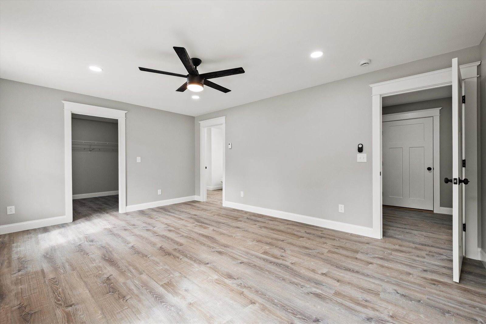 633 Streamside Avenue, Hermon, ME 04401