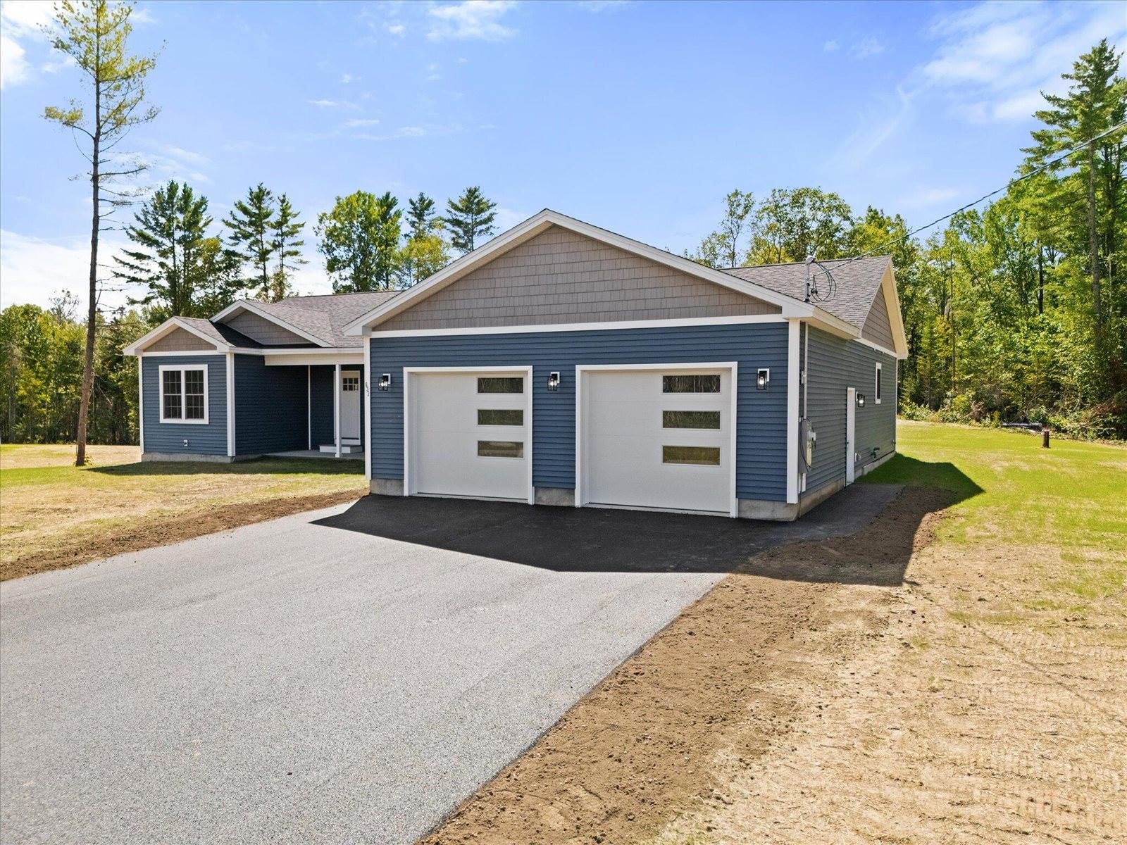 633 Streamside Avenue, Hermon, ME 04401