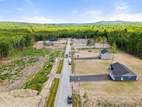 633 Streamside Avenue, Hermon, ME 04401