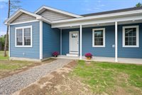 633 Streamside Avenue, Hermon, ME 04401