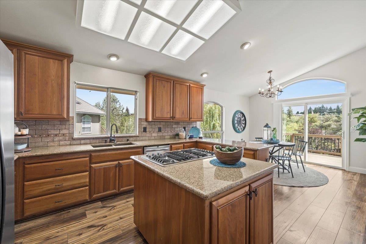 898 Supreme Court, Auburn, CA 95603