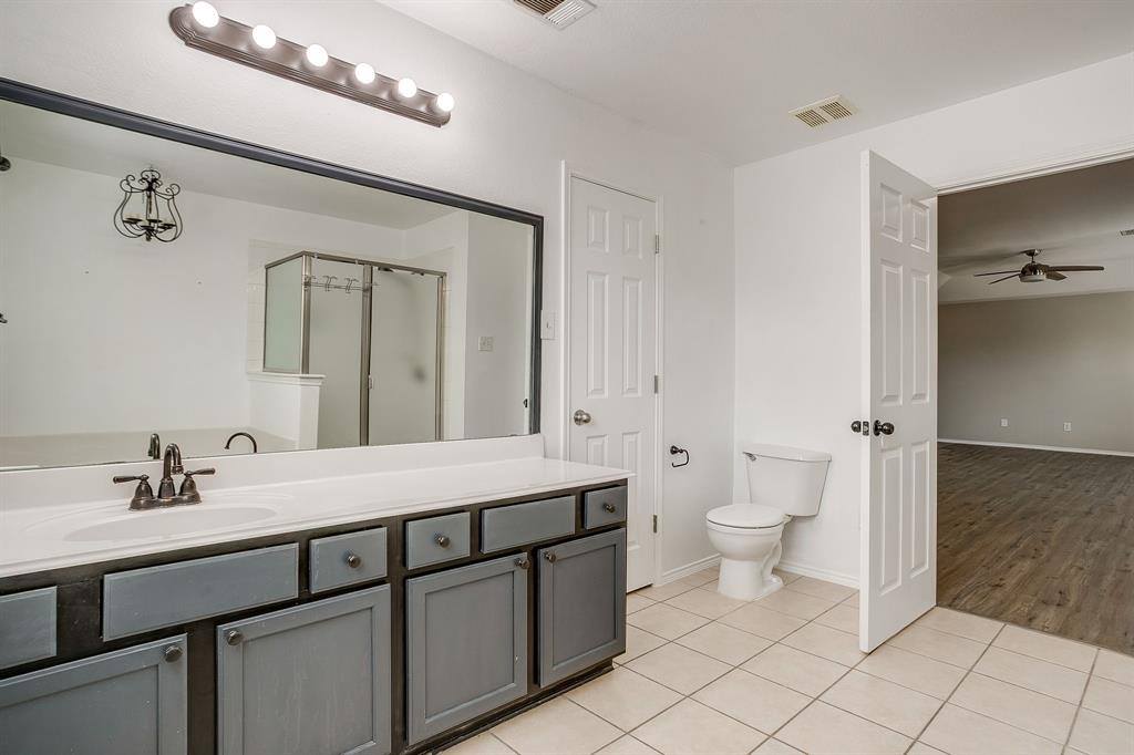 10633 Lipan Trail, Fort Worth, TX 76108