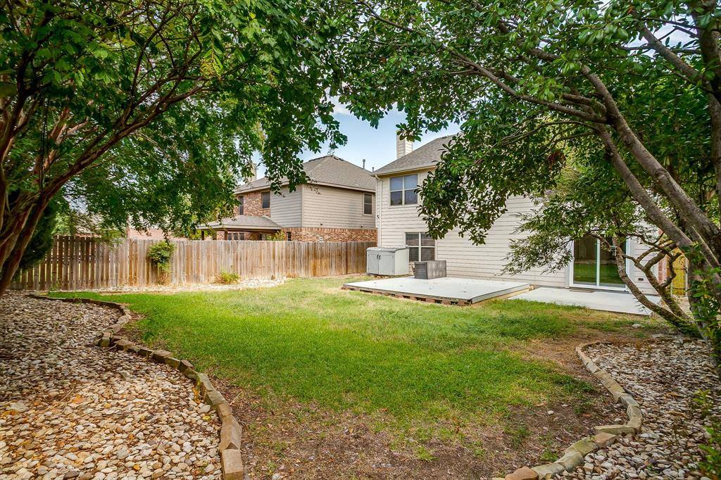 10633 Lipan Trail, Fort Worth, TX 76108