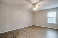 10633 Lipan Trail, Fort Worth, TX 76108