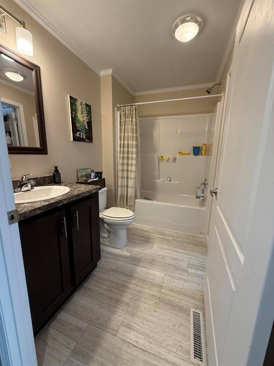 53 Burleigh Road, Stetson, ME 04488