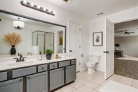 10633 Lipan Trail, Fort Worth, TX 76108